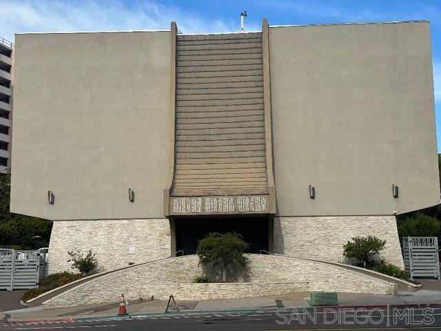 2510 Torrey Pines Rd 312