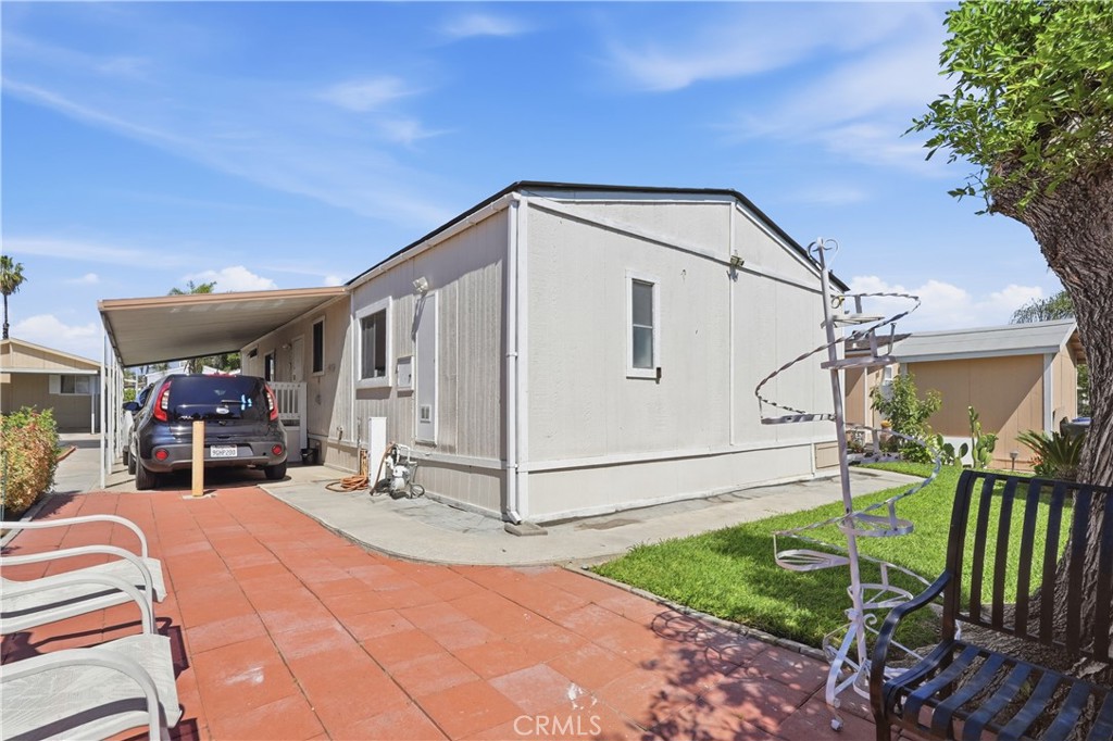 1855 E Riverside Dr #158