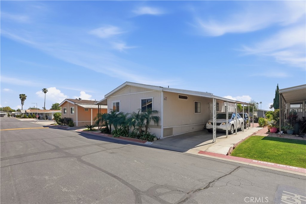 1855 E Riverside Dr #158