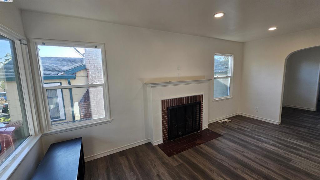 MILLSMONT AREA - Residential