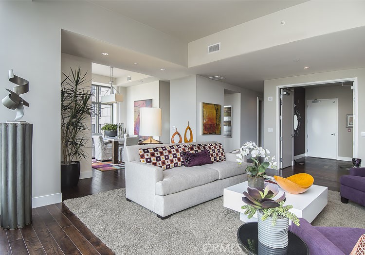 Properties 2 10776 Wilshire Boulevard 801
