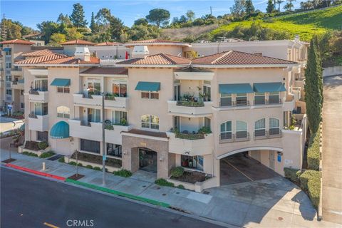 Photo of 901 Deep Valley Dr Dr #213, Rolling Hills Estates, CA 90274 (MLS # PV26007976)