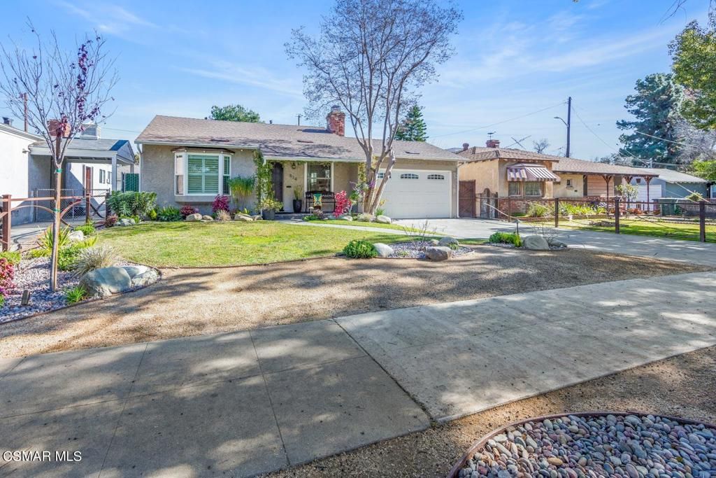 listing image 130720635327350990693