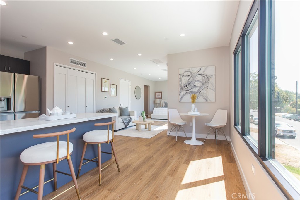 3682 Harriman Ave.