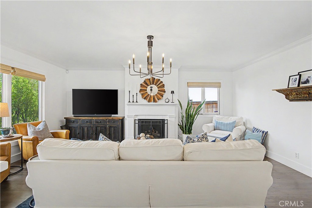 2124 Via Rivera