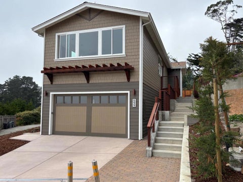 Photo of 599 Alto Avenue, Half Moon Bay, CA 94019 (MLS # ML82060678)