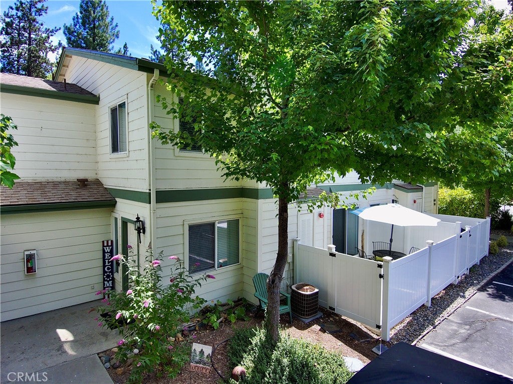 40501 Road 222 103