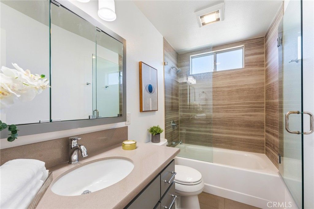 listing image 130726210040171977377