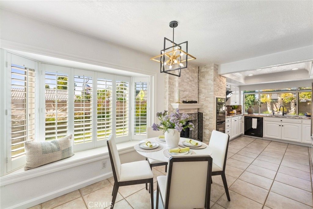 listing image 130723628040000407408