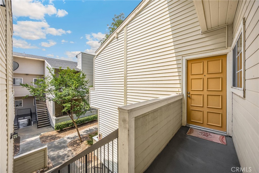 777 S Citrus Avenue 221