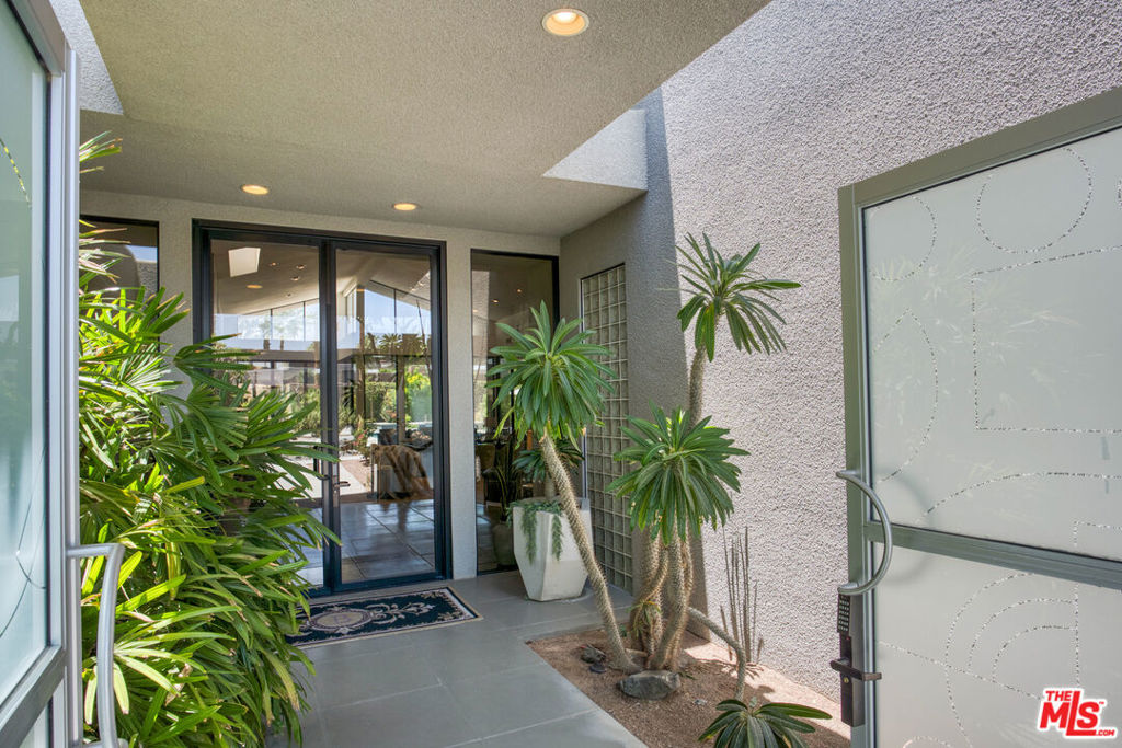 6 Rocky Lane