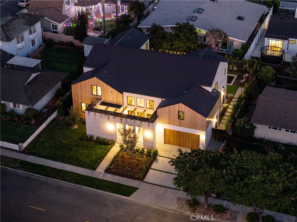 1738 Paloma Drive, Newport Beach CA 92660 - Photo 29