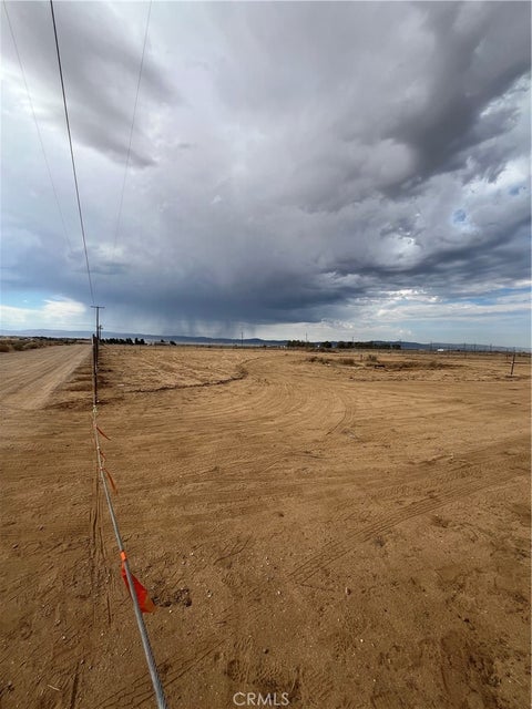 Photo of 0 W Rosamond BLVD, Rosamond, CA 93560 (MLS # DW26202406)