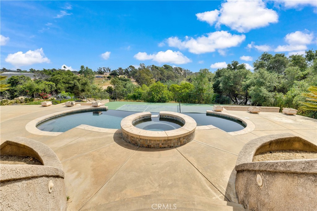 3013 Olive Hill