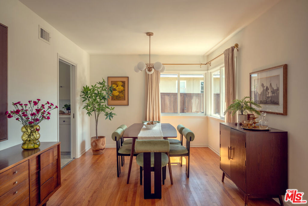 3325 Primavera Street