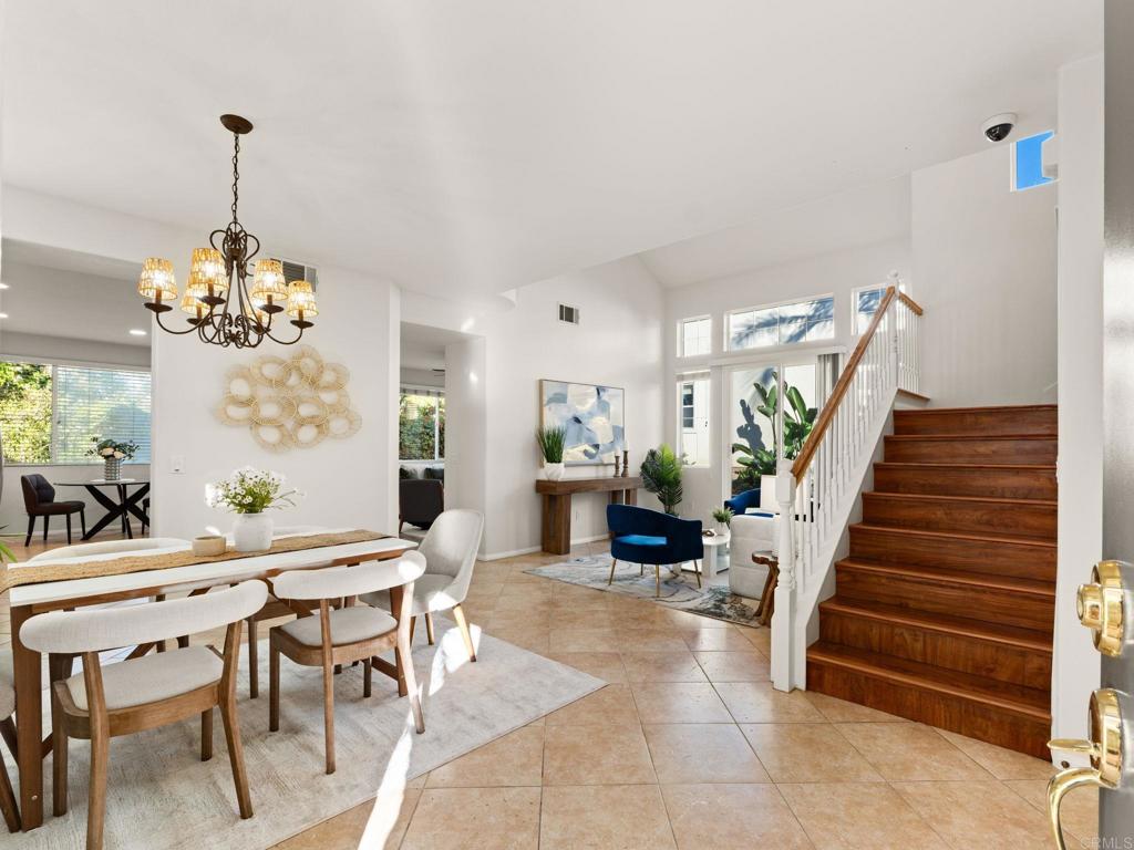 5572 Foxtail Loop