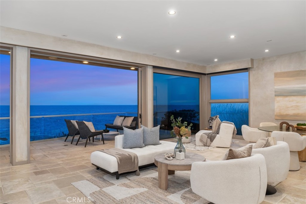 Woods Cove (WC) - Residential