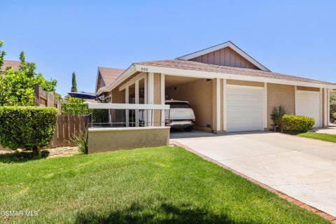 Photo of 988 Vallejo Avenue, Simi Valley, CA 93065 (MLS # 226003250)