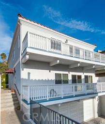 Enjoy Ocean View Sunsets & Breezes with a Wonderful Beach Lifestyle! Detached rear unit 2-on-a-lot townhome totally remodeled 3 very large bedrooms, 3 bathrooms, 2 of which have jacuzzi bathtubs. Formal LR with new remote-controlled gas fireplace & formal dining area. Kitchen with eating area plus breakfast bar. The F.R opens to rear yard/patio area with gas ready fire pit and bbq. Oversized 2 car garage with lots of storage. MB with a large walk-in closet, bathroom, and an ocean view balcony. 2 balconies with ocean views.
The following was done remodeled kitchen with quartz countertops and white cabinets, all 3 bathrooms remodeled, master bathroom has a steam room and skylight, dry sauna with access for all 3 bedrooms on same level, new hardwood floors throughout, new furnace and AC, new plumbing, SmartHome Bigass fan in all 3 bedrooms, PelicanWater whole house filtration with a water softener (10 years salt-free). The kitchen and master bathroom have drinking water filtration installed. All bedrooms with vaulted ceilings, skylights, and automated shades, new paint, newer windows & garage door. Tesla Charger. Laundry inside with lots of storage including under stair area & loft area. Great location, walking distance to best schools in SouthBay, parks, restaurants, market, and a 10-minute walk from Hermosa Beach Strand. Walk Score of 93 out of 100. This location is Walker’s Paradise so daily errands do not require a car. A must see!