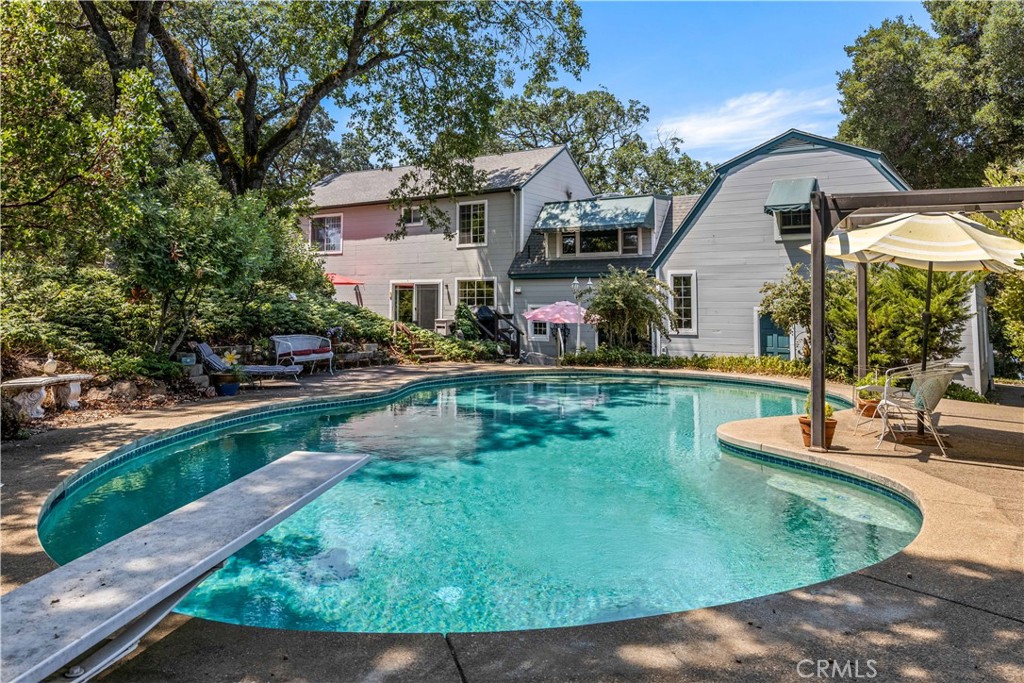 1940 Westlake Drive