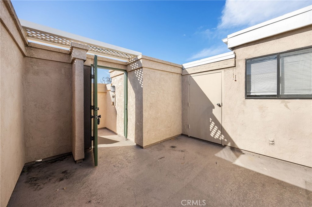 2900 Madison Avenue C21