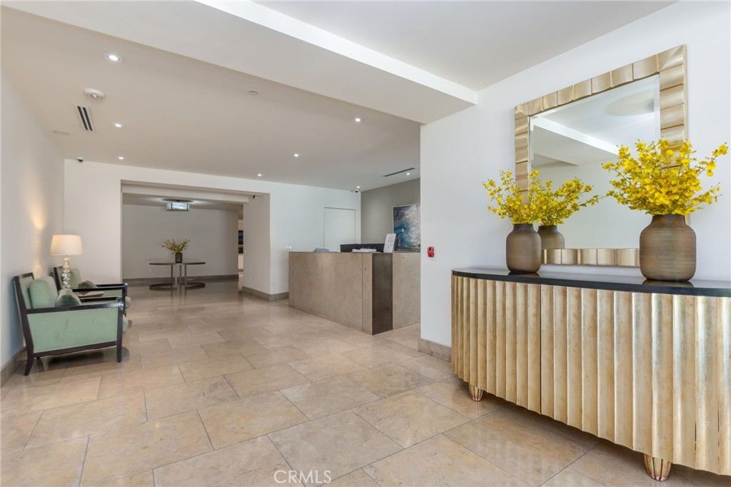 Photo of 1440 Veteran Avenue #601, Los Angeles, CA 90024 (MLS # SR26038561)