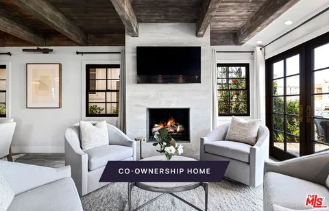 305 Grand Canal Unit 1, Newport Beach, CA 92662 - MLS#: 25522515