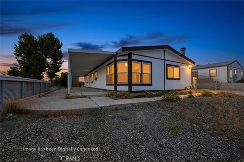 Photo of 16278 Wimbleton Dr, Victorville, CA 92395 (MLS # IV26078115)