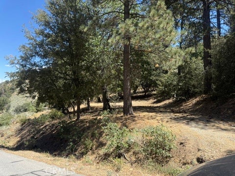 Photo of 22301 Bernina Way, Tehachapi, CA 93561 (MLS # HD26176718)