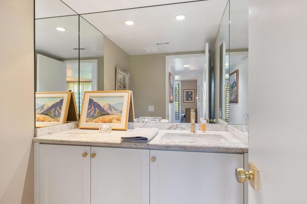 Sunrise C.C. - Residential