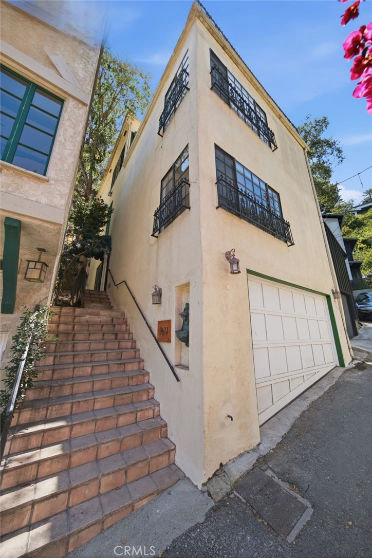 9624 Highland Gorge Drive
