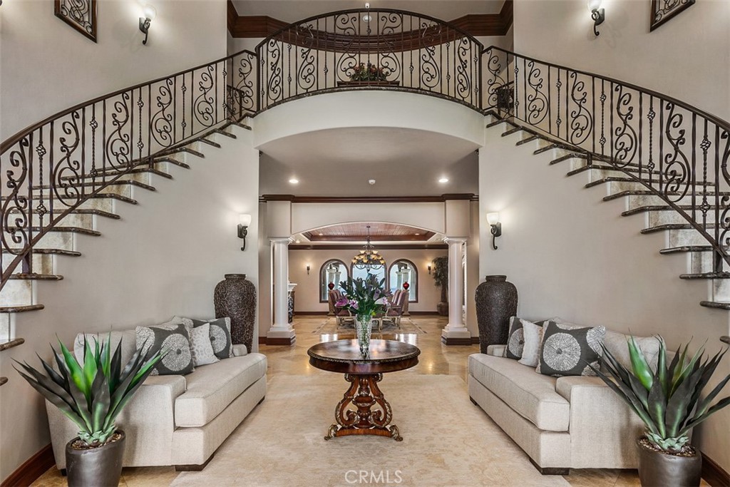 36852 Calle de Lobo Road
