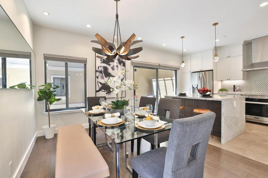 919 La Mesa Terrace E