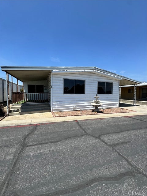 Photo of 31816 Avenue E #2, Yucaipa, CA 92399 (MLS # IG26140166)