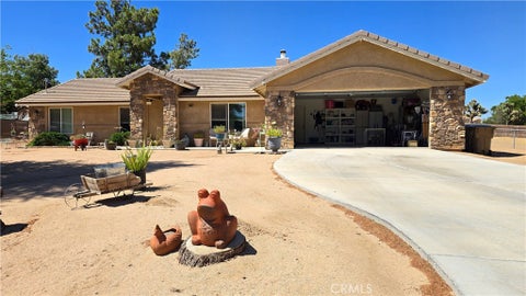 Photo of 16650 Cactus Street, Hesperia, CA 92345 (MLS # IG26135443)