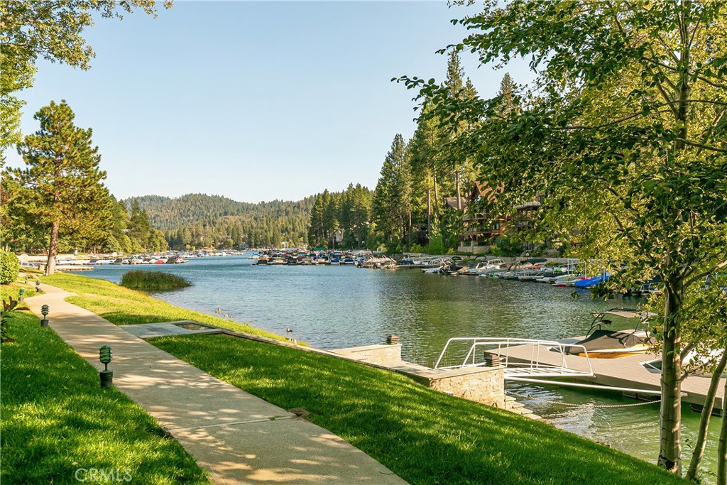 Arrowhead Woods (AWHW) - Residential