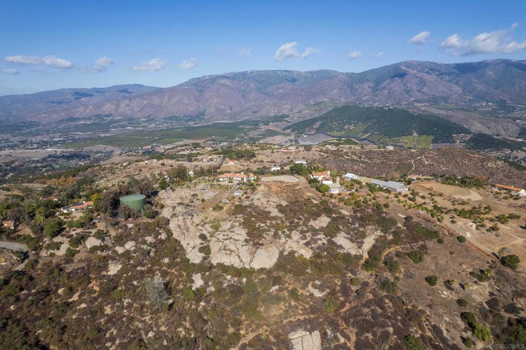 Valley Center - Land