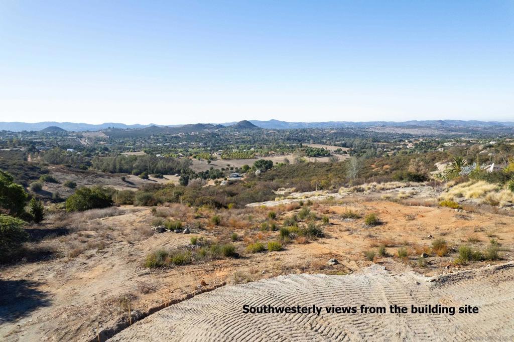 Valley Center - Land