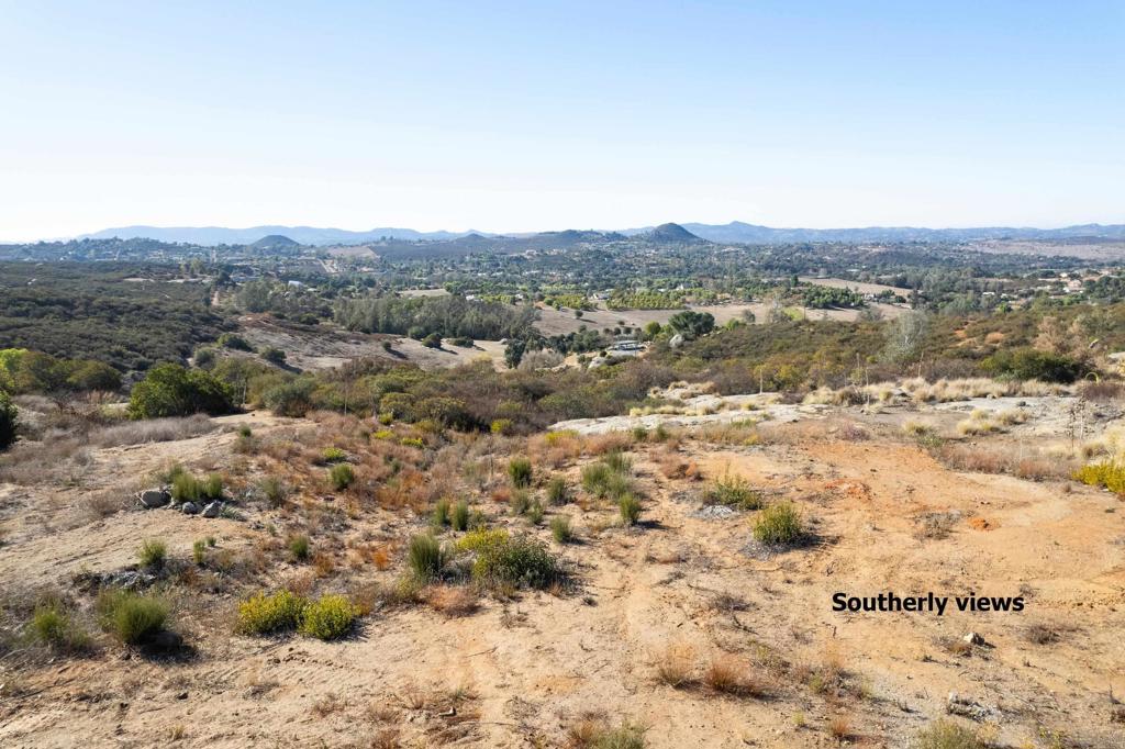 Valley Center - Land