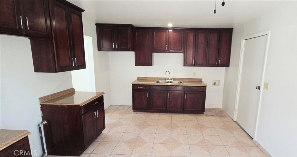 3638 E 54th Street A