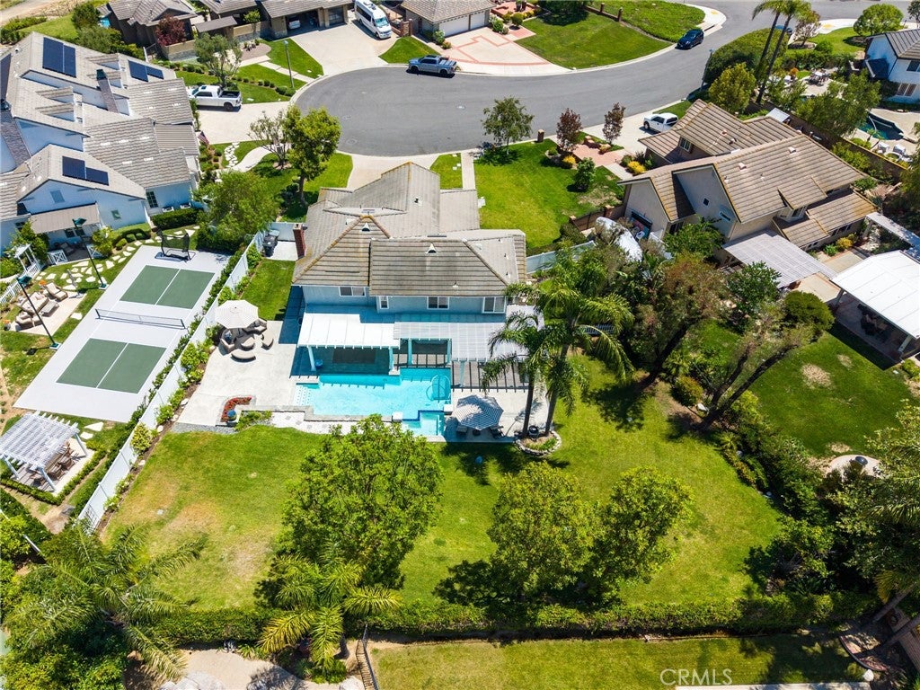 4305 Willow Tree Lane