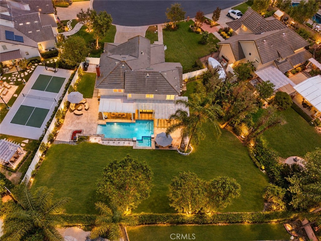 4305 Willow Tree Lane