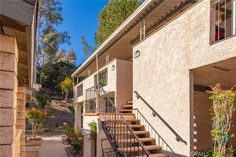 19828 Spanish Oak Drive Newhall CA 91321