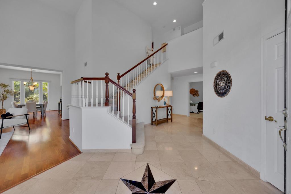 1288 Sunrise Way