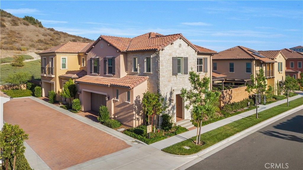 Photo of 130 Spotted Quail, Irvine, CA 92618 (MLS # OC25200053)
