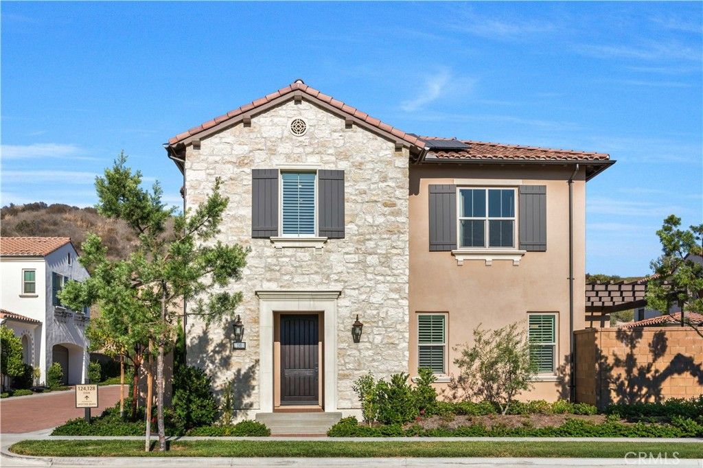 Photo of 130 Spotted Quail, Irvine, CA 92618 (MLS # OC25200053)