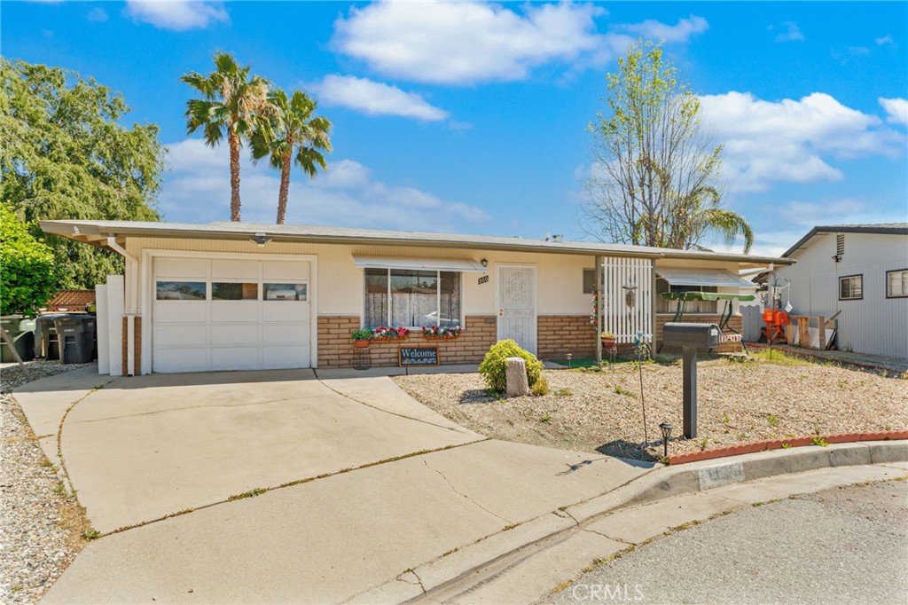 860 Felipe Place