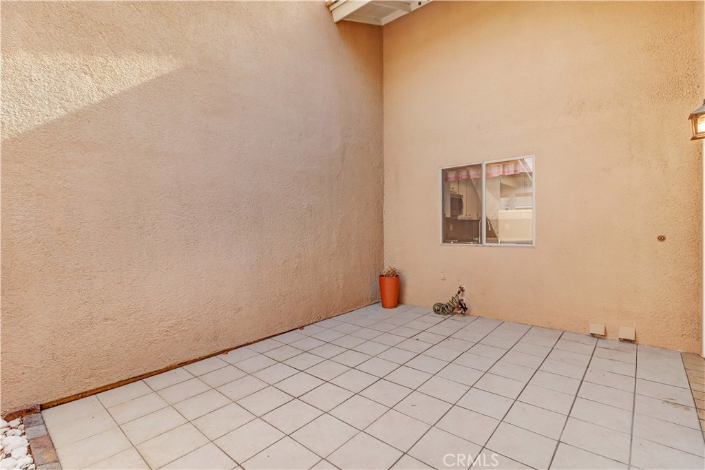 Huntington Landmark Townhomes (HLAN) - Residential