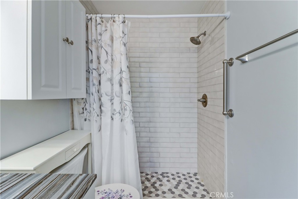 Huntington Landmark Townhomes (HLAN) - Residential