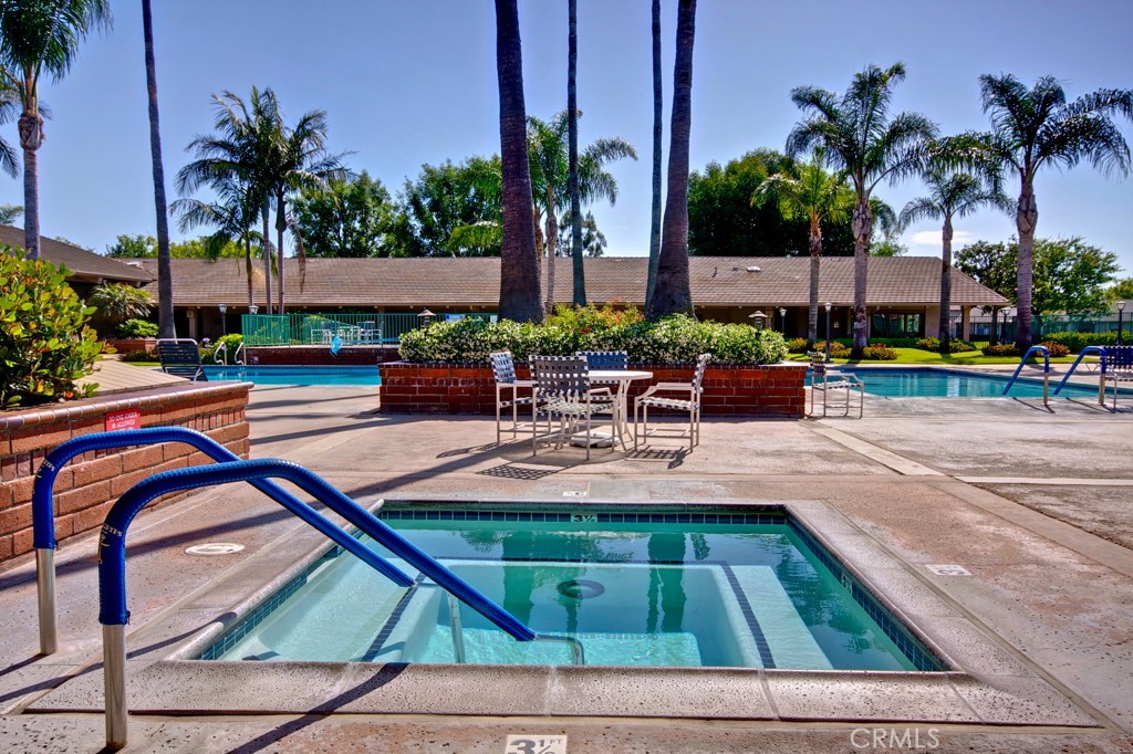 Huntington Landmark Townhomes (HLAN) - Residential